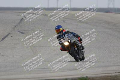 media/Nov-29-2025-TrackDaz (Sat) [[10ae2d9bce]]/B Group/Session 3 (Outside Grapevine)/